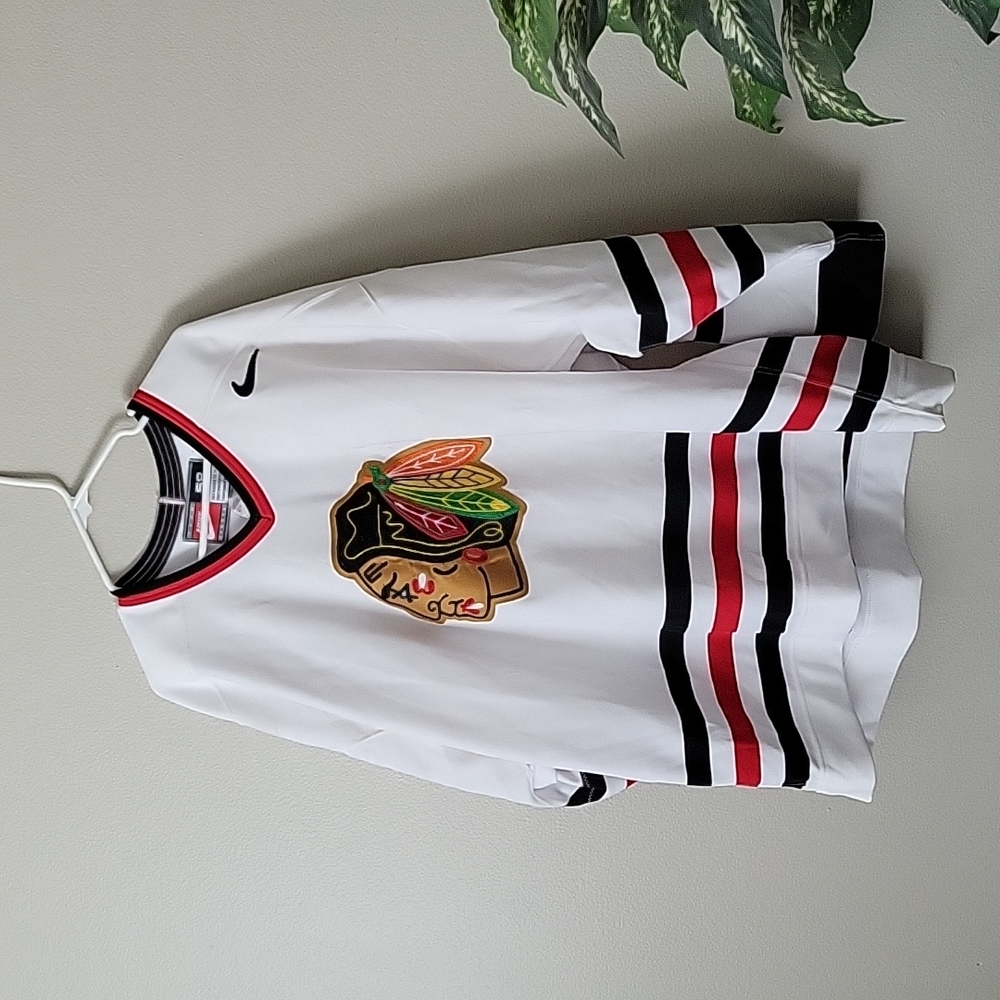 Nike Chicago Blackhawks hockey jersey